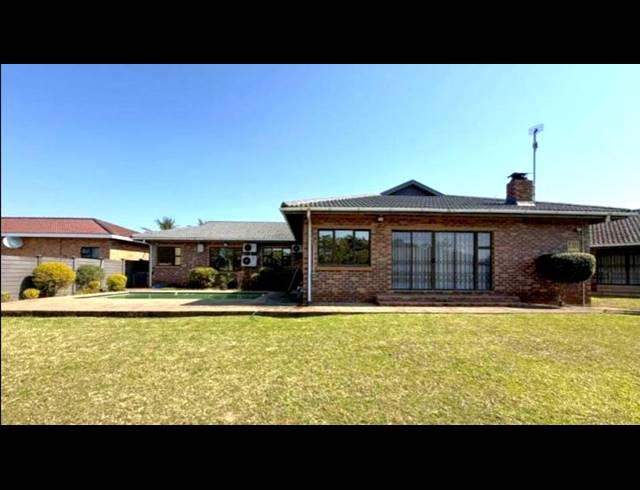 4 BEDROOM HOUSE FOR SALE IN BIRDSWOOD
